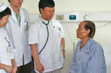 武汉北大白癜风医院介绍老年患白癜风的原因
